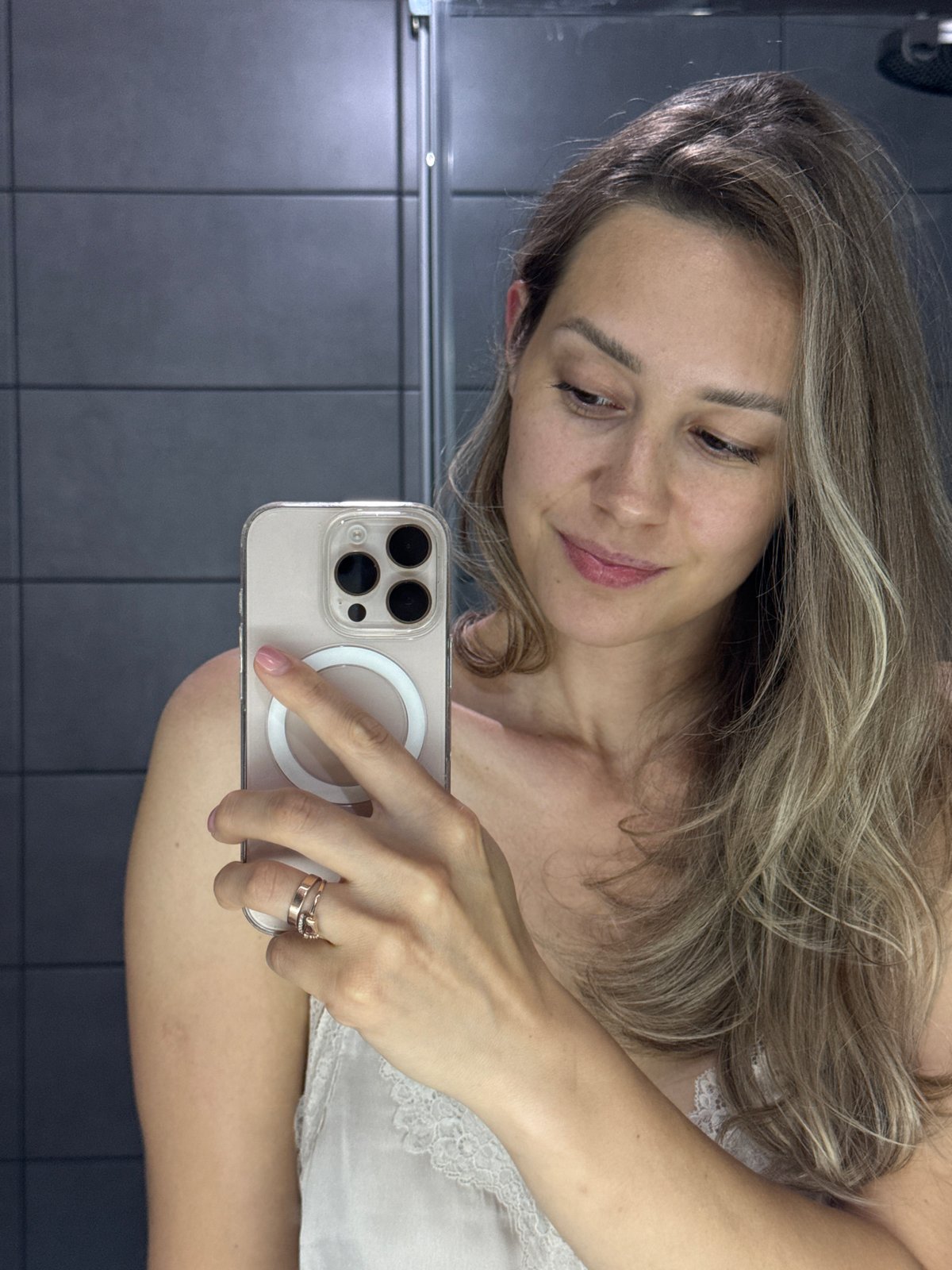 Casual selfies and fresh cherries in Chaikovsky