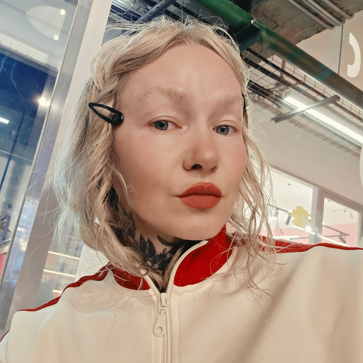 Blonde person takes selfie in Saint Petersburg