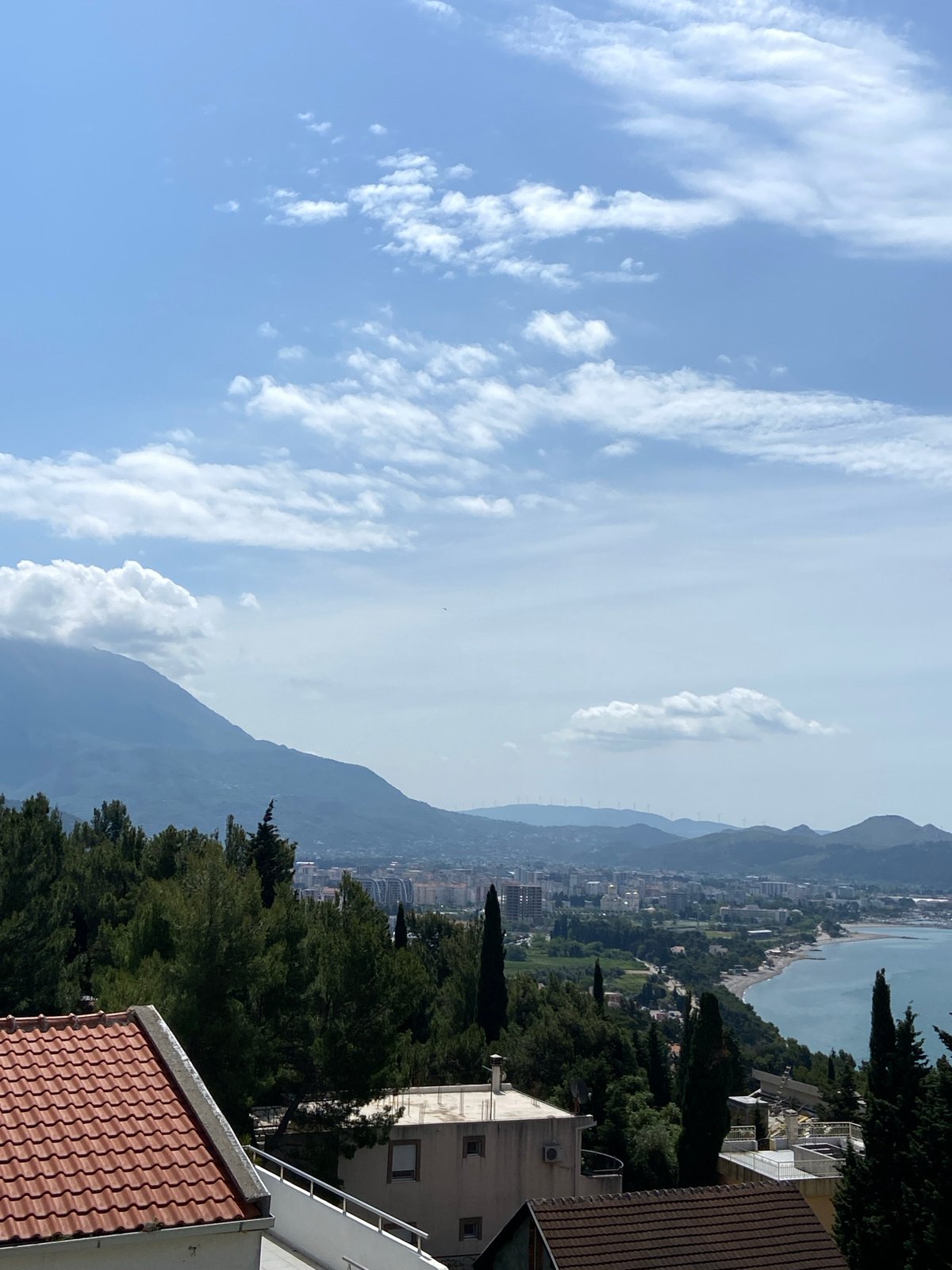 Morning moments captured in Šušanj, Montenegro include views and gaming content