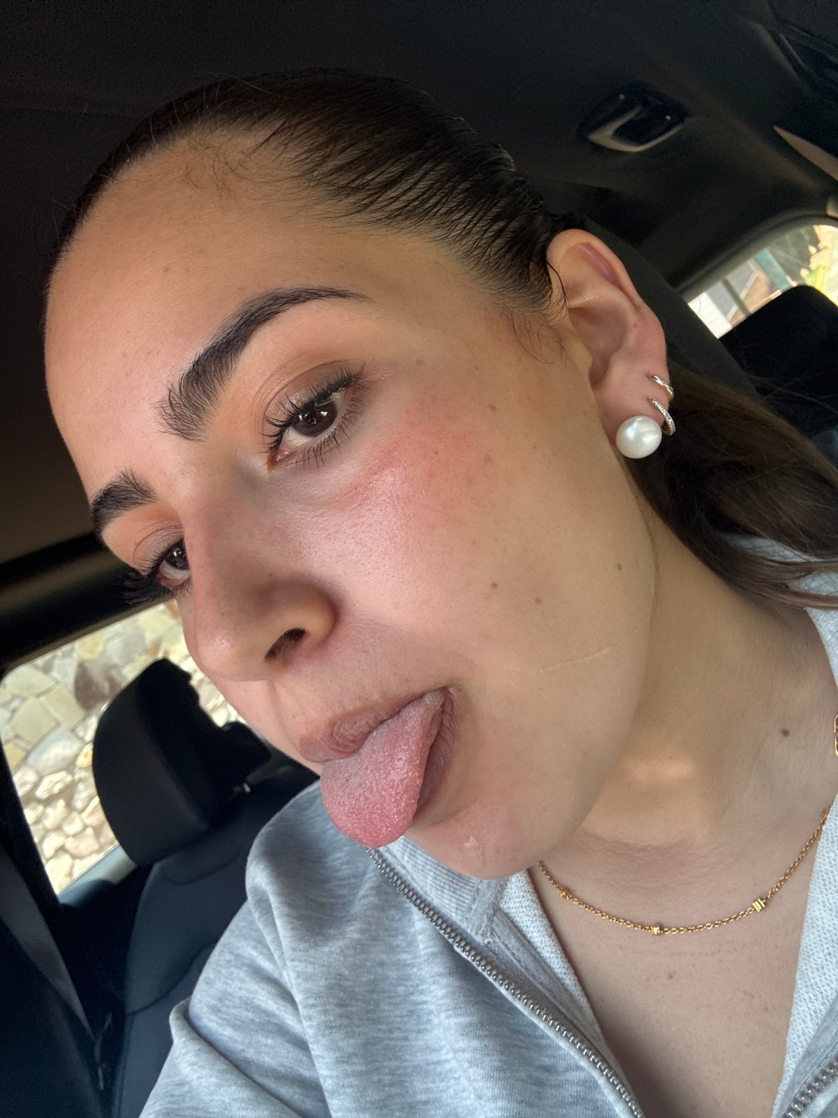 Woman photographed multiple times in vehicle, Mexico suburb