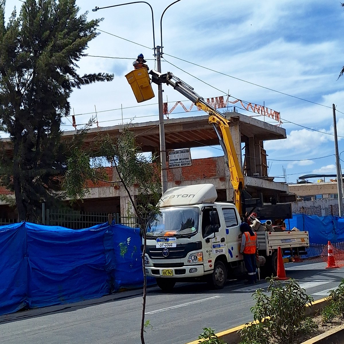 Construction truck with hydraulic equipment spotted in Mariano Melgar, Peru