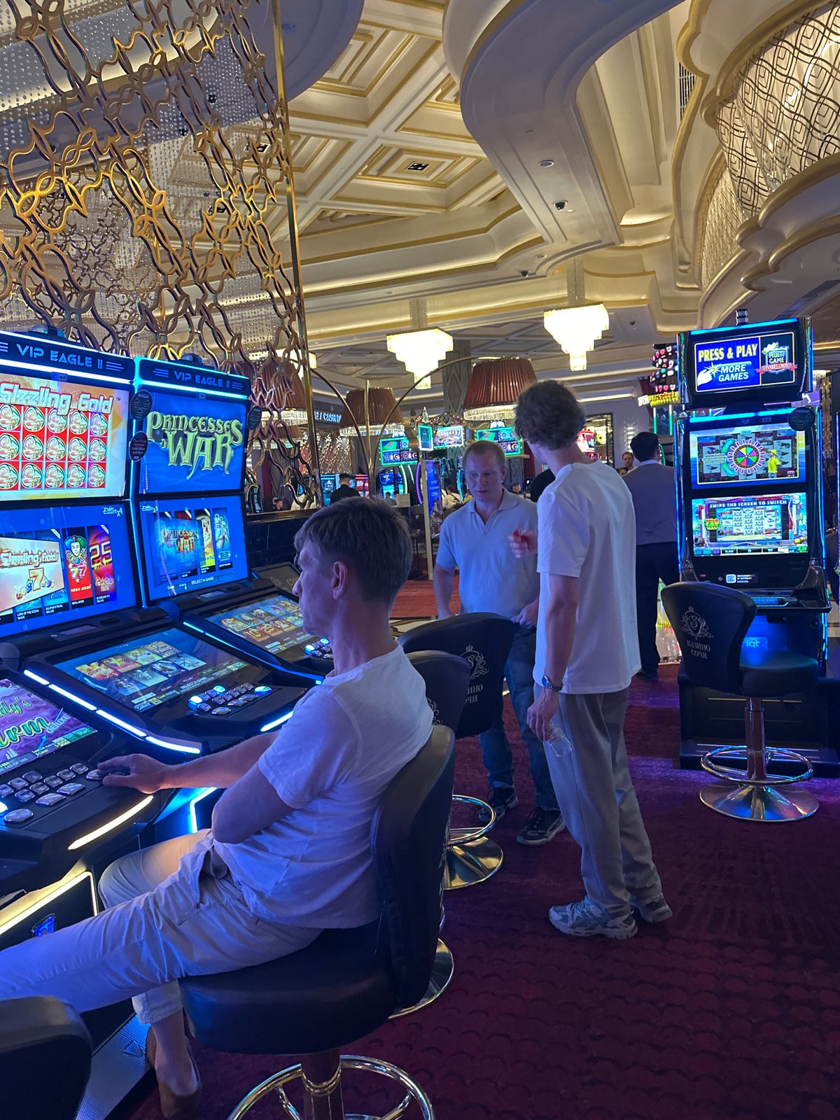 Casino floor and luxury restaurant interior in Estosadok