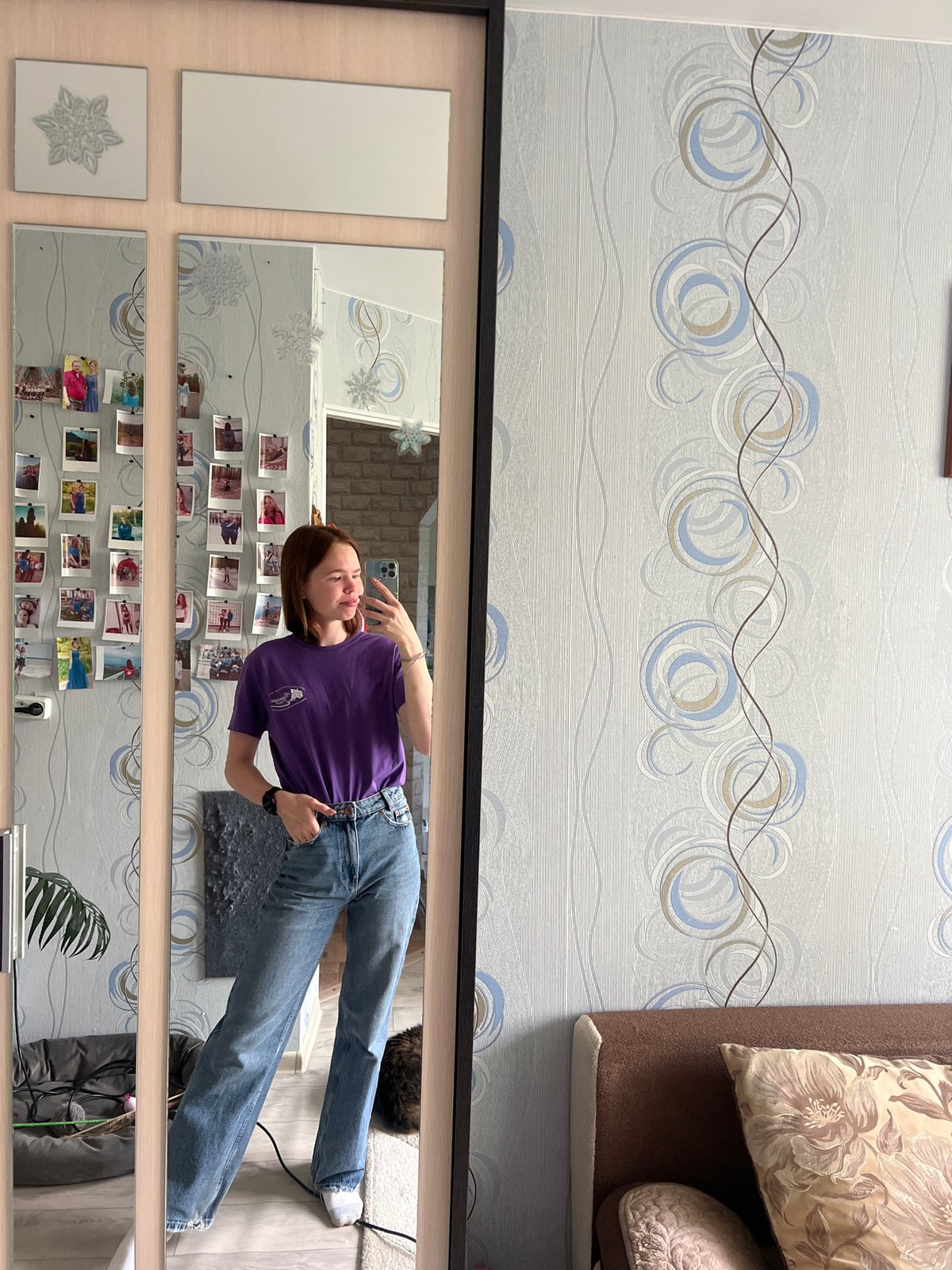 Woman documents ordinary moments with selfies in Chaikovsky, Russia