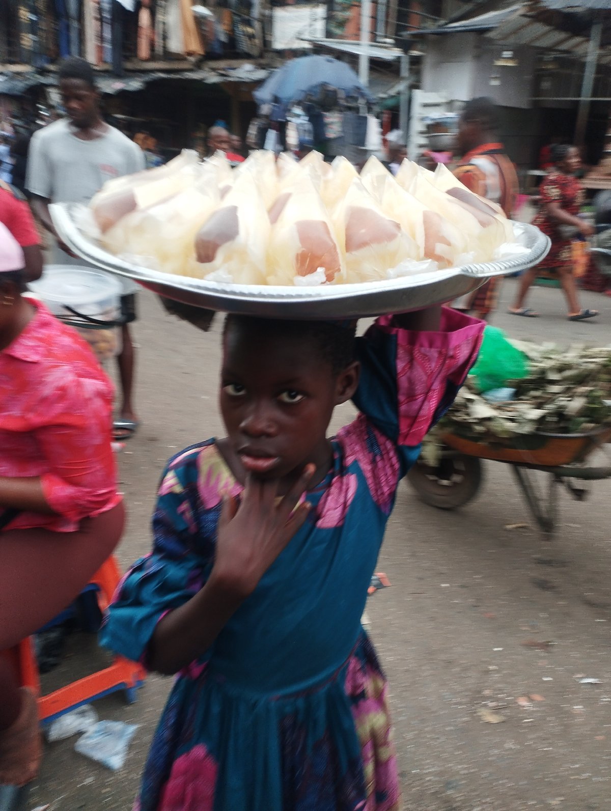 Daily market life documented in Fegge, Nigeria