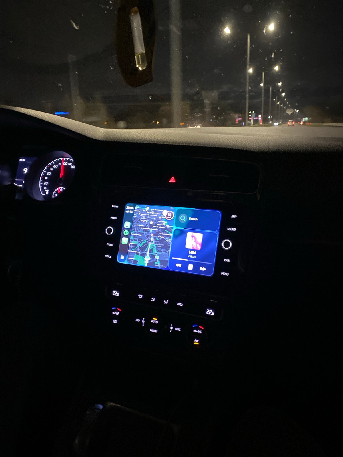 Vehicle stationary in Varna with active navigation systems