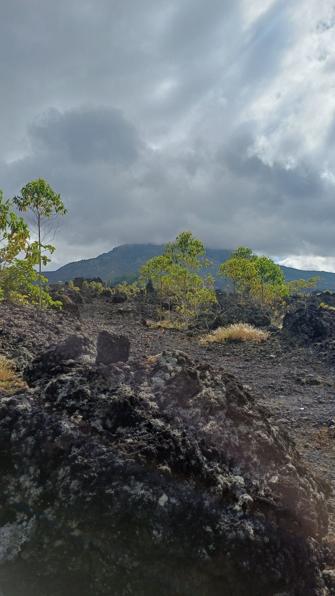 Volcanic landscape and rainy weather documented in Kintamani