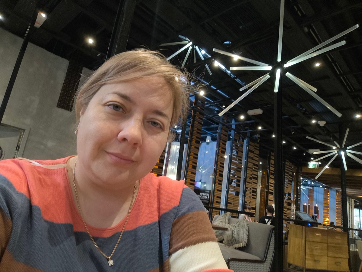 Woman documents lunch at space-themed restaurant in Khimki