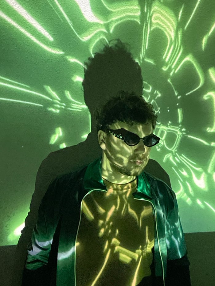 Creative photo session with projected light displays in Bar
