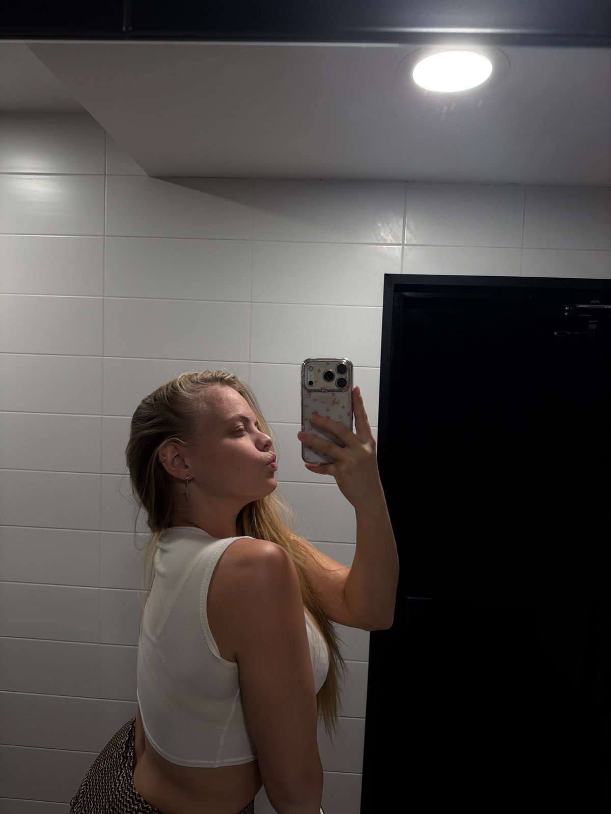 Woman Takes Multiple Bathroom Selfies in Izhevsk, Russia