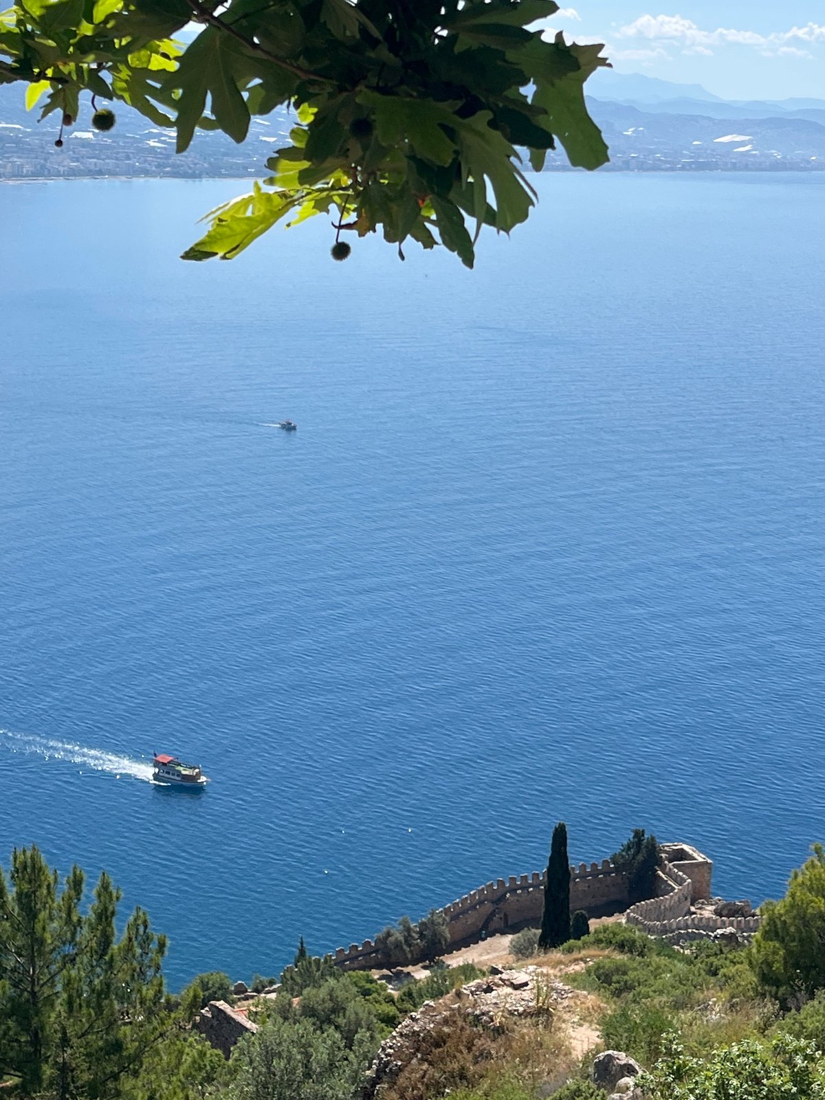 Morning coastal observations documented in Alanya, Turkey