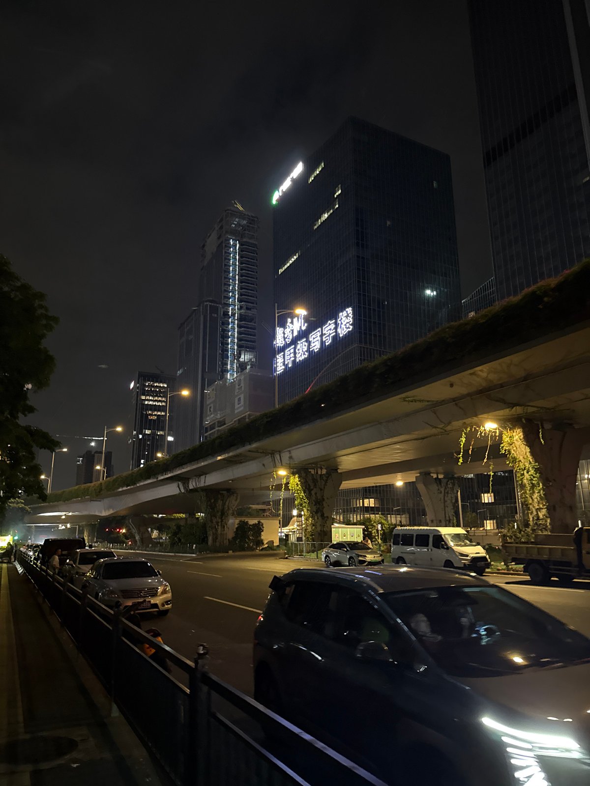 Nighttime urban life documented across Guangzhou districts June 10