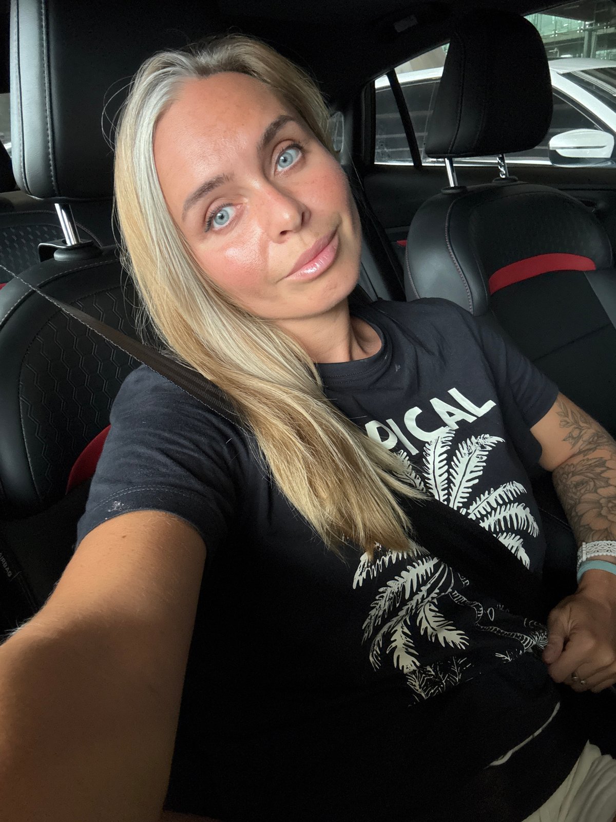 Road trip through Nong Prue with selfies and street views