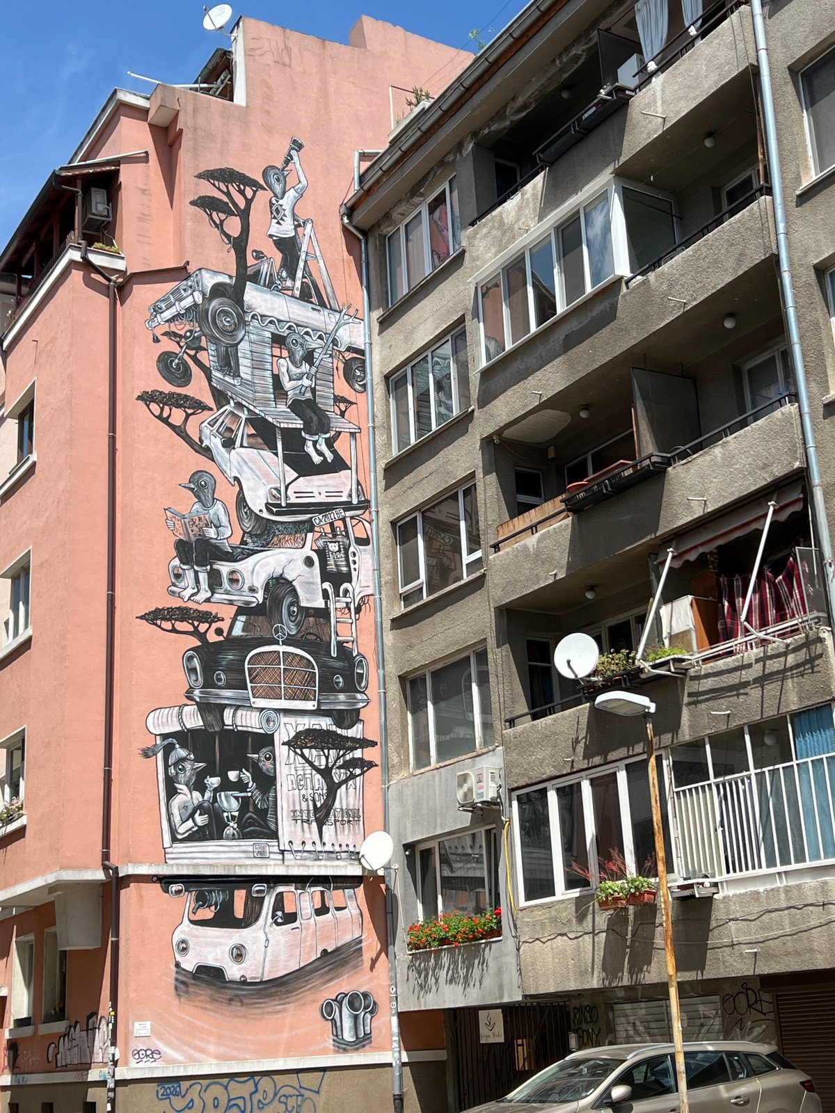 Morning documentation of Sofia street art and sculptures