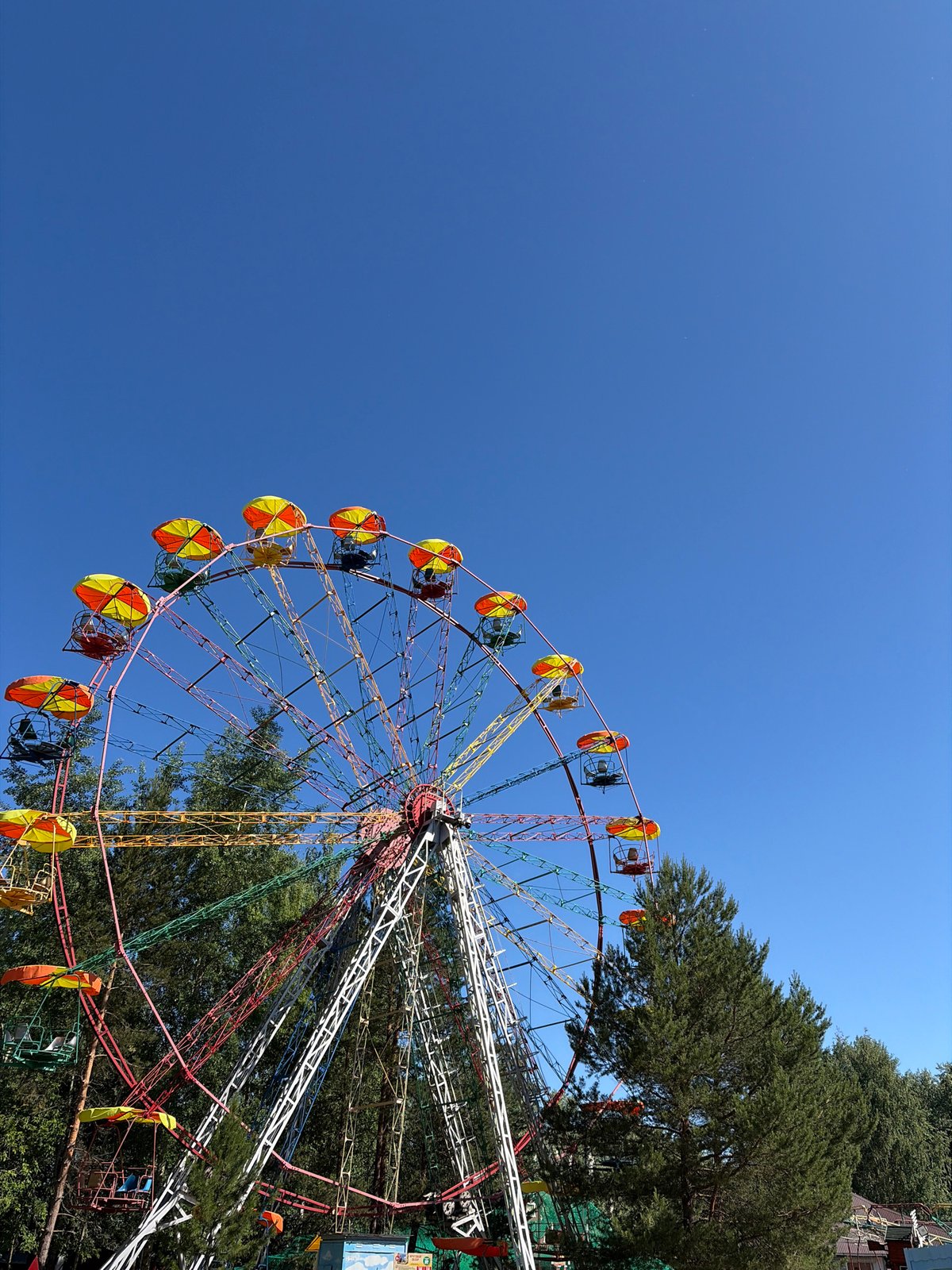 Woman documents amusement park visit in Chaikovsky, Russia