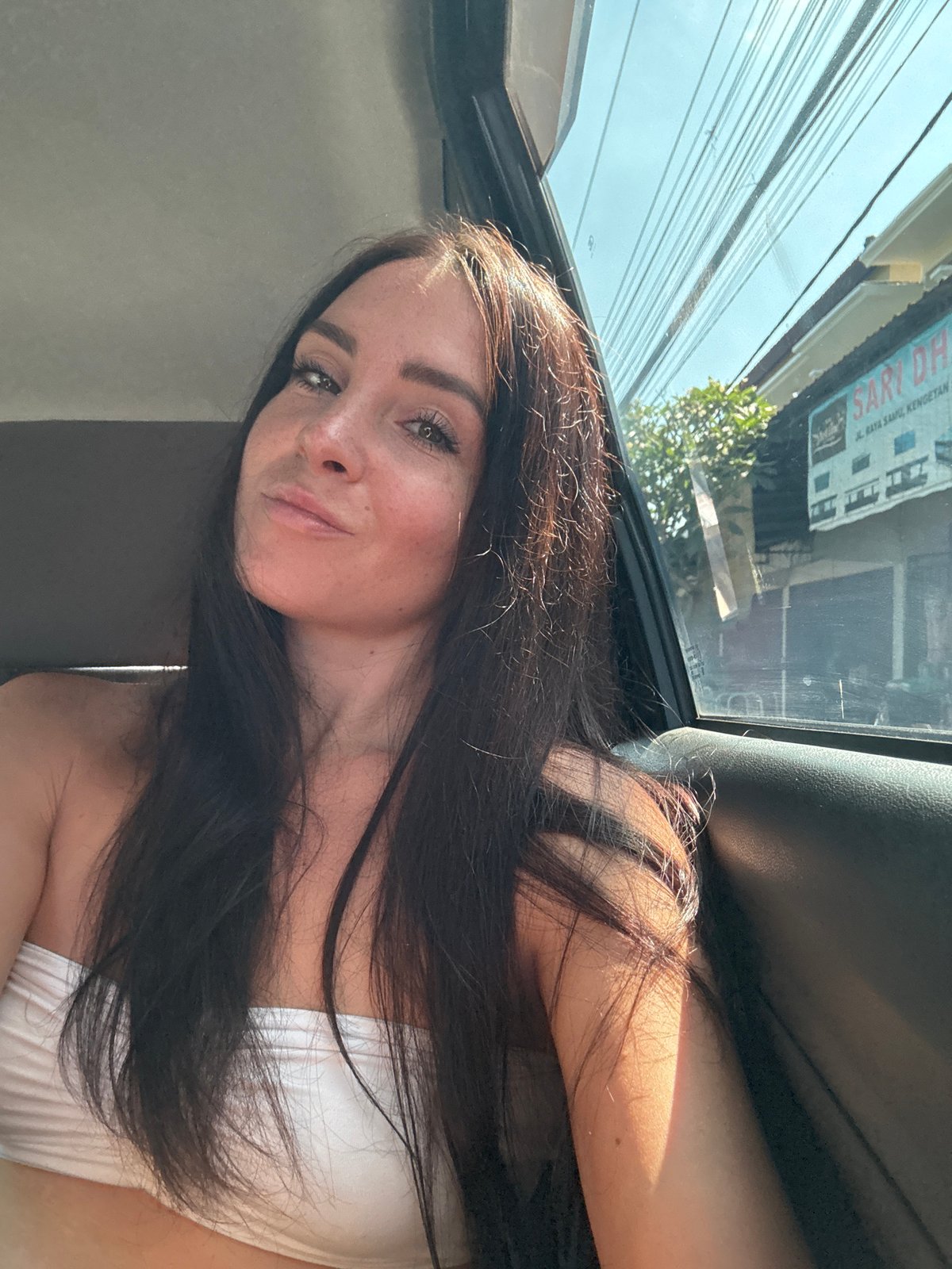 Morning drive through Ubud and Sukawati, Bali