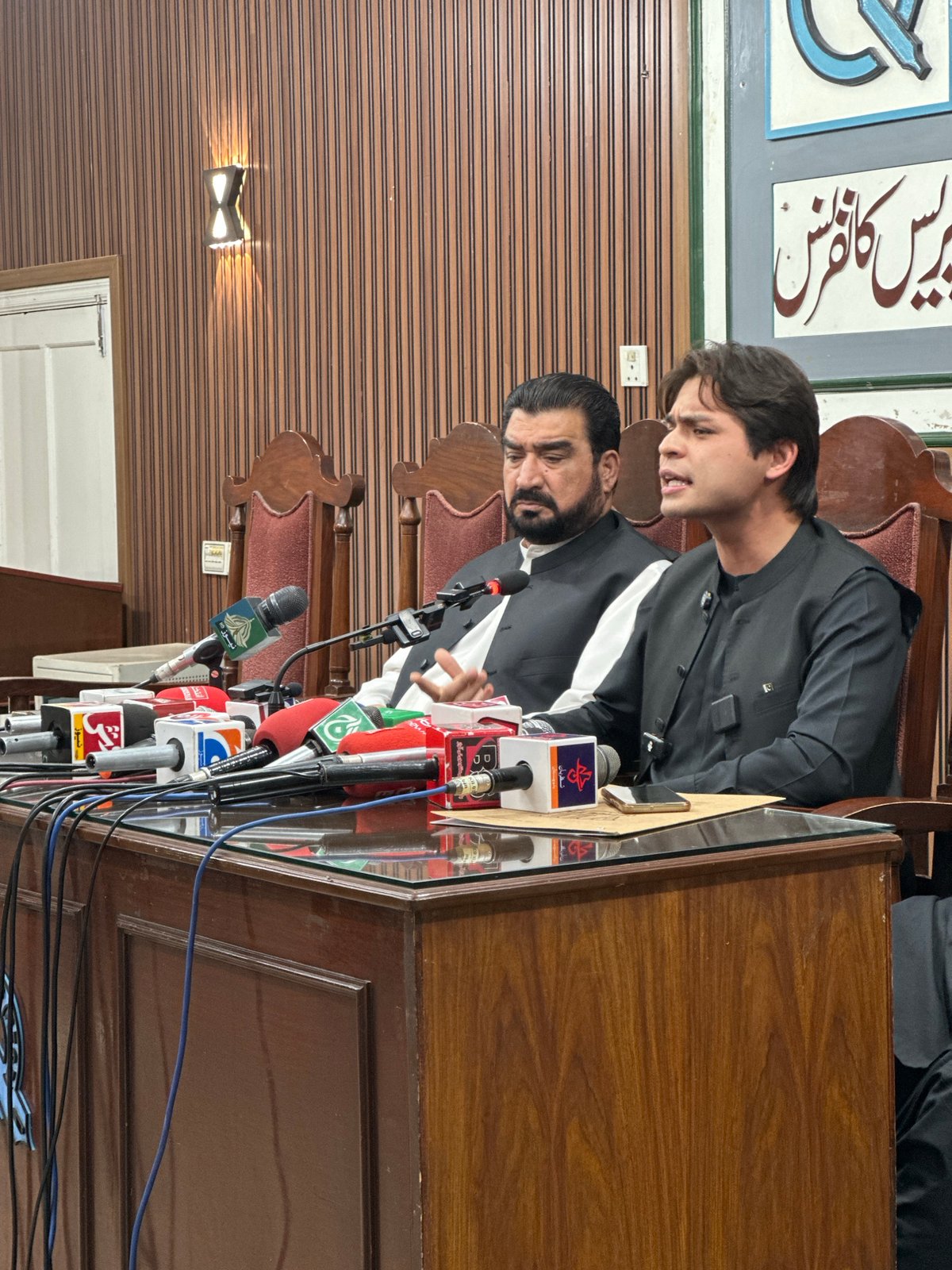Press conference held at Quetta Press Club with Pakistani media
