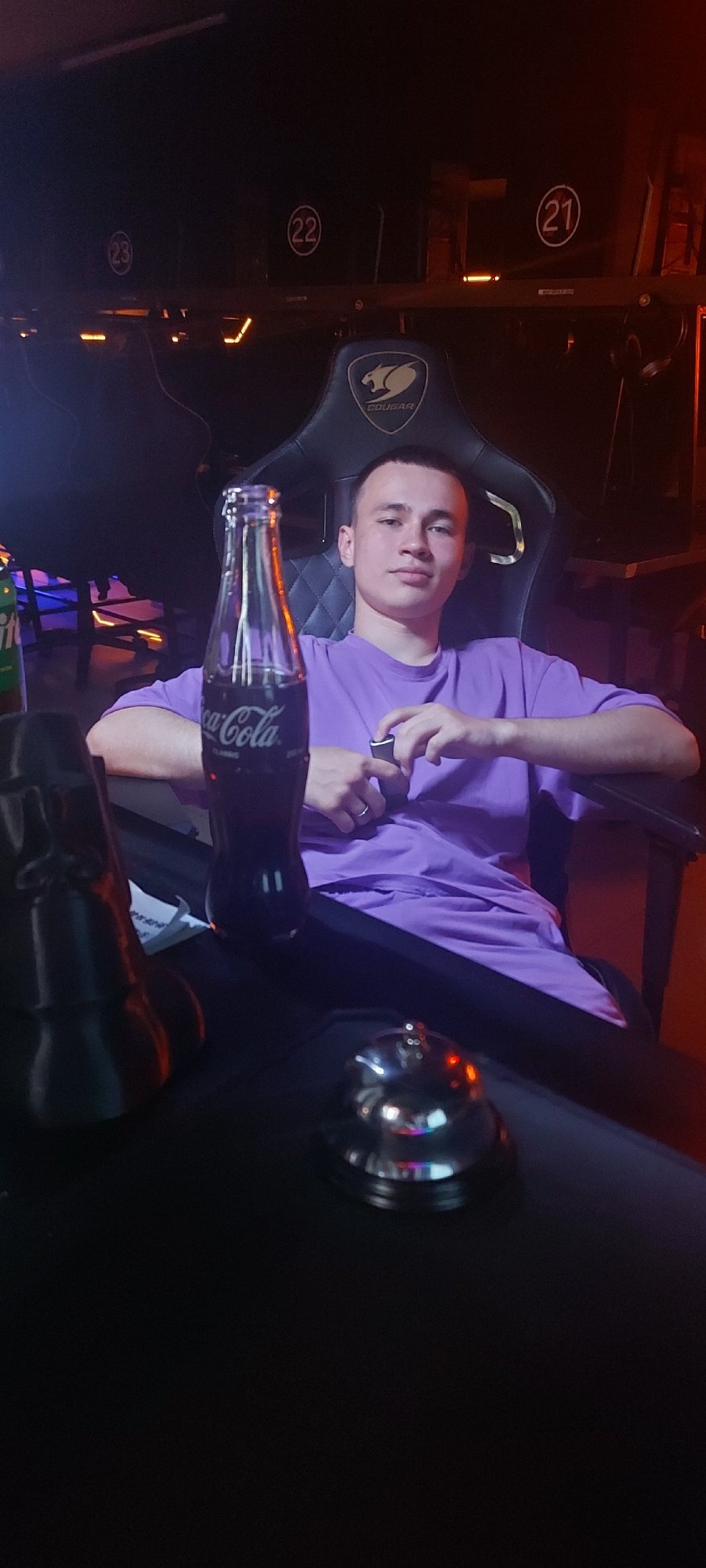 Person documents morning selfies and gaming setup in Tashkent