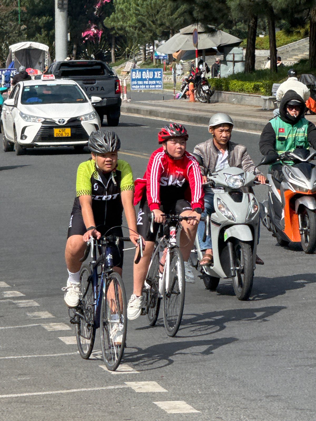 Morning activities around Xuan Huong Lake, Da Lat Vietnam