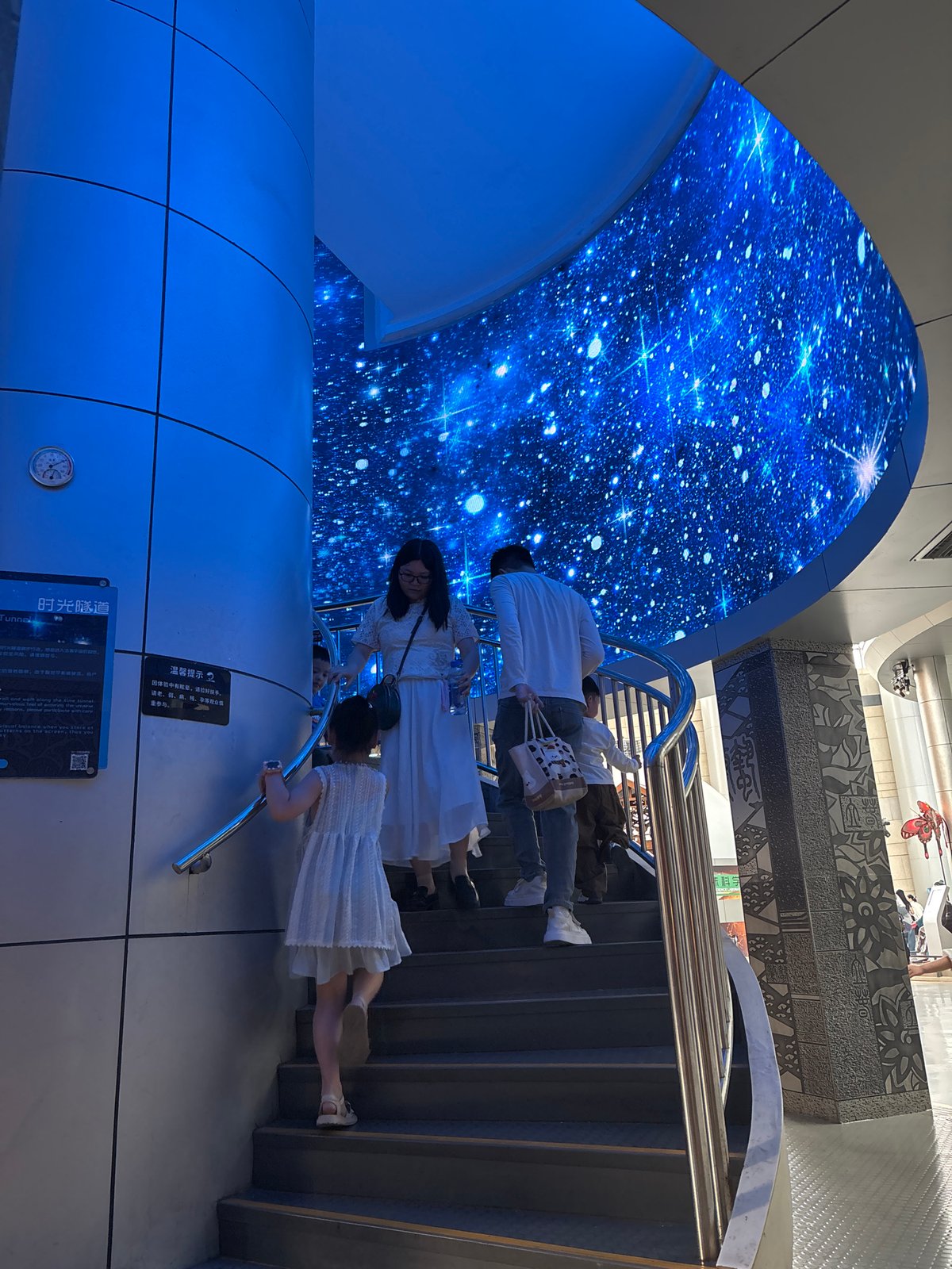 Robot exhibition draws visitors in Jiangbei, China