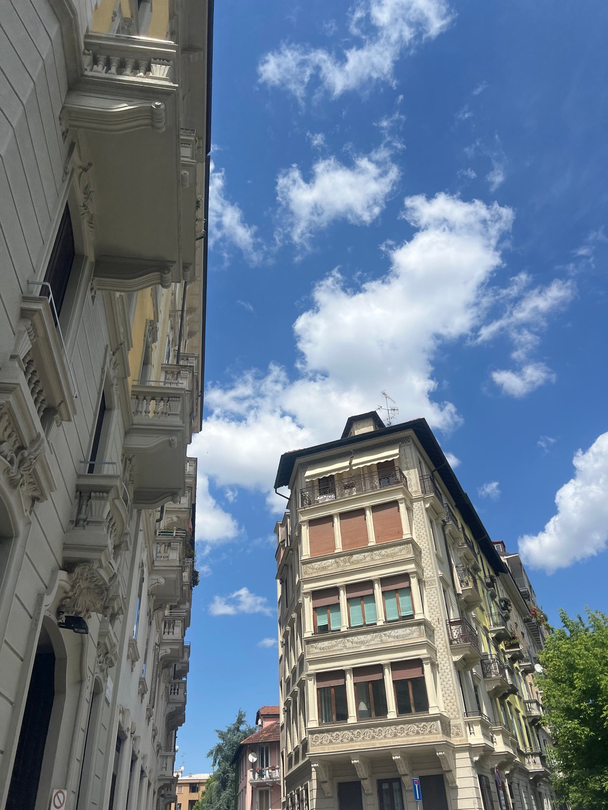 Milan architectural survey captures diverse building styles, facades