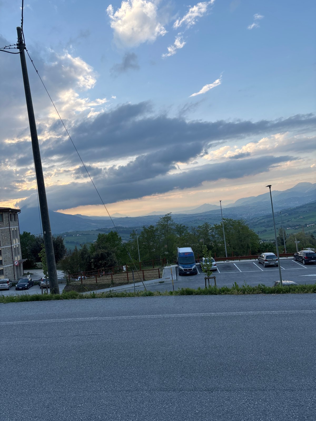 Dynamic sky with mixed clouds observed over Camerino, Italy