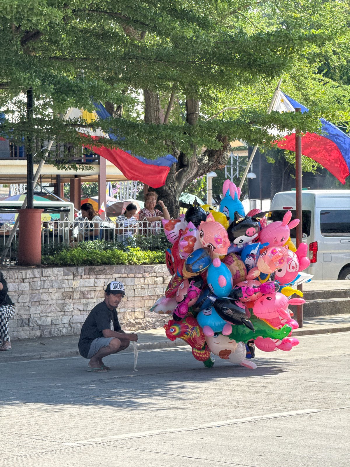 Sunday morning scenes around San Pedro Cathedral in Davao City