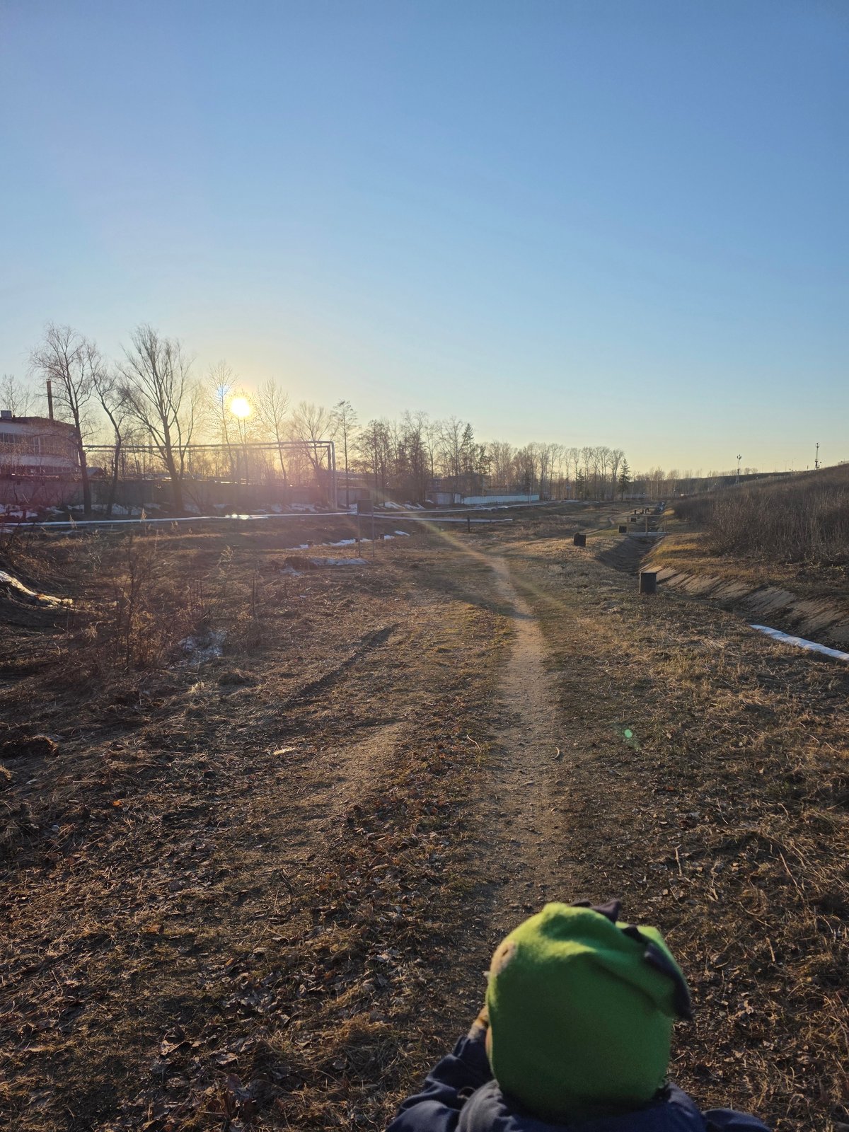 Afternoon life documented across Chaikovsky, Russia industrial and residential areas