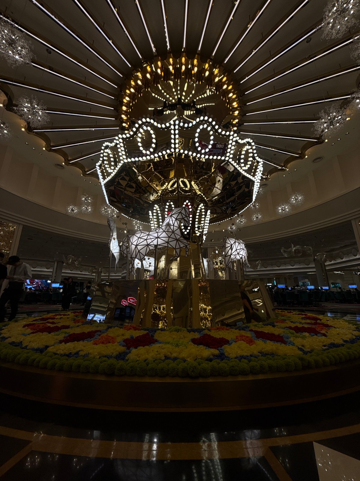 Inside Paradise City Casino: decor, pastries, and the gaming floor
