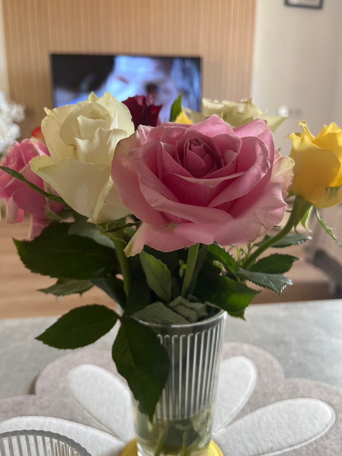 Roses and espresso on a slow morning in Garmisch-Partenkirchen
