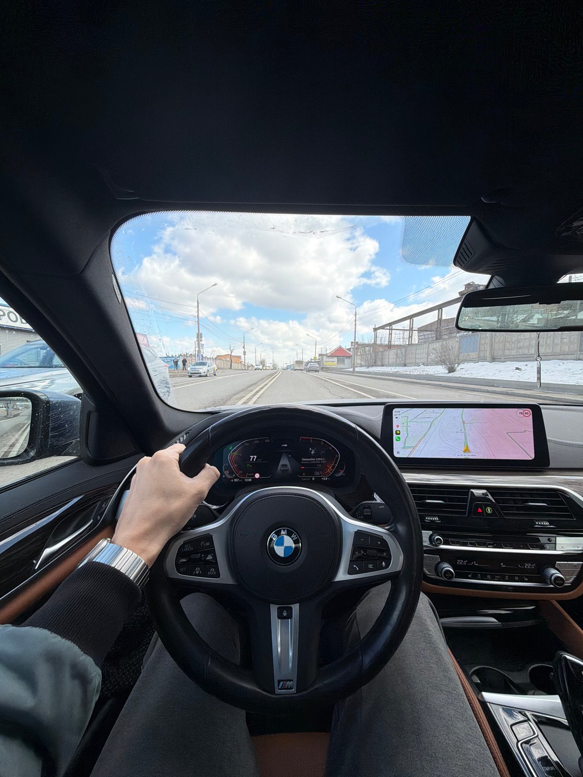 Driver photographed in BMW vehicle in Krasnoyarsk, Russia