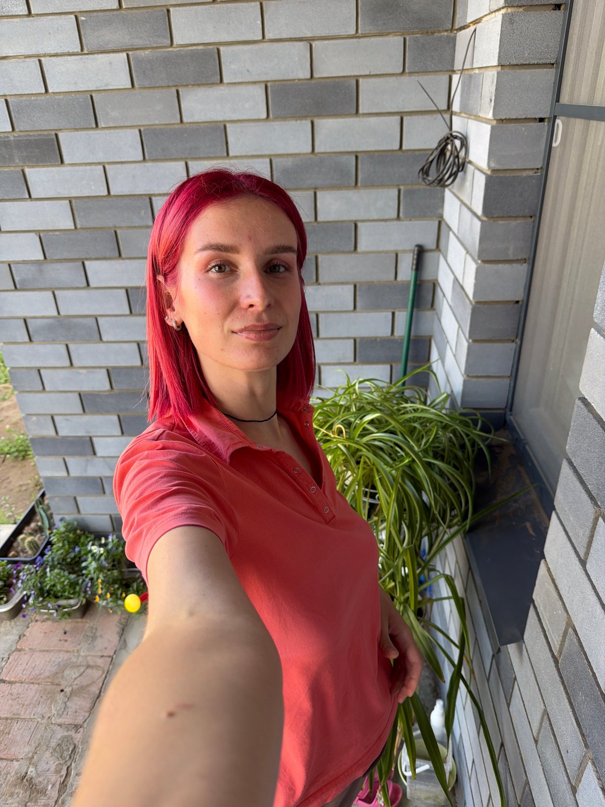 Woman documents daily life with selfies in Chaikovsky, Russia