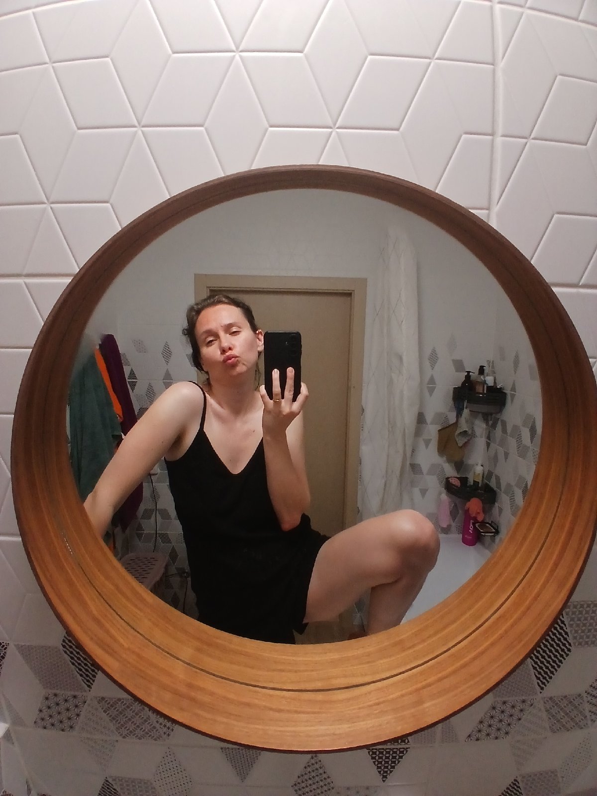 Selfie session and outfit documentation in Yekaterinburg bathroom and living room