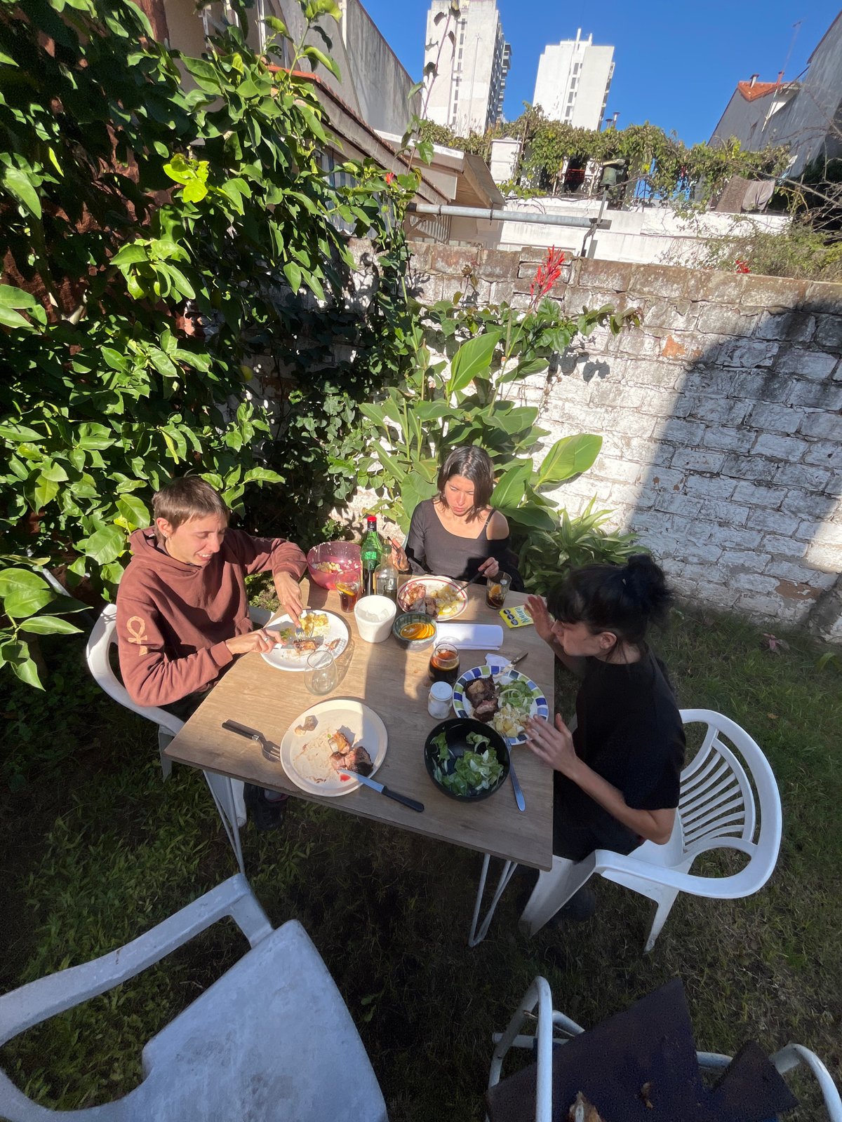 Outdoor dining and cyclist spotted in Florida, Argentina
