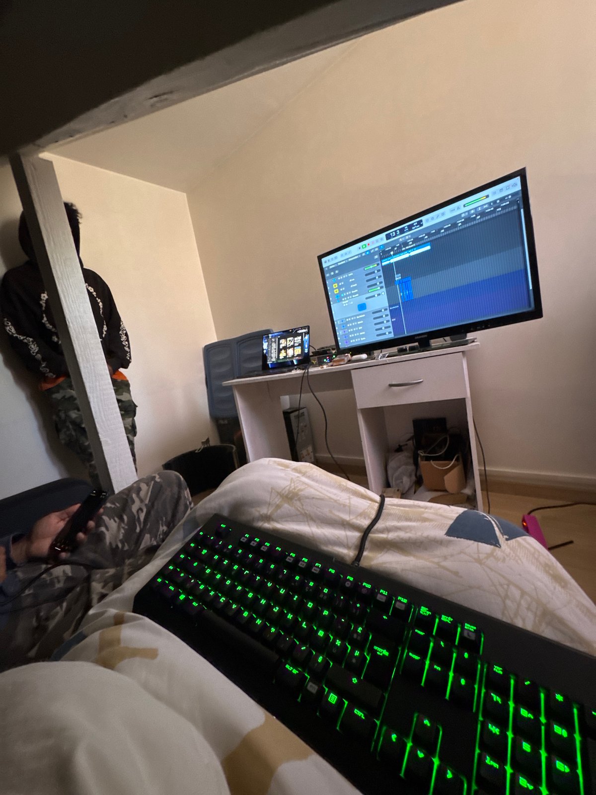 Music production session recorded at Paris indoor location