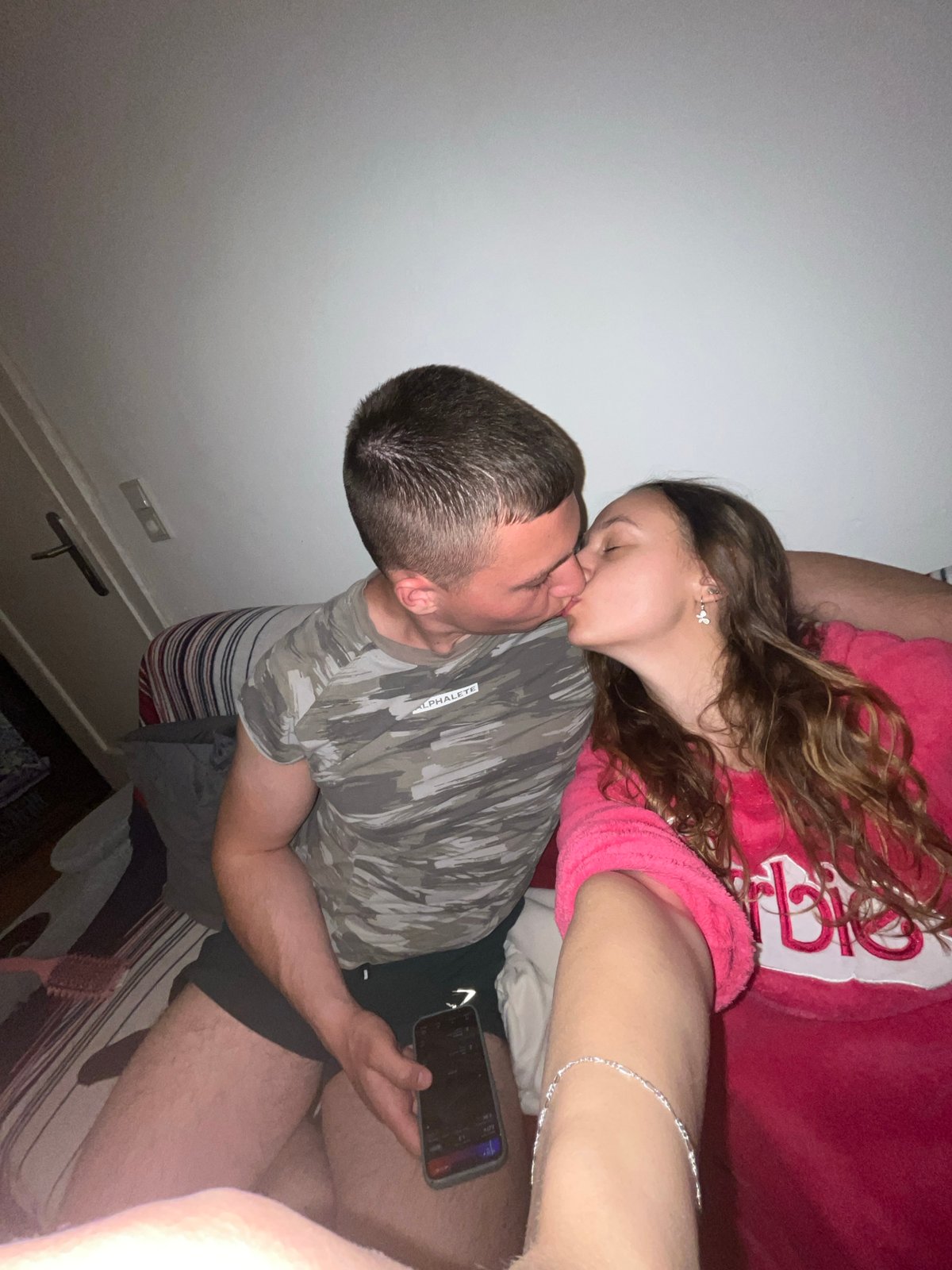 Couple shares intimate moment in Saarbrücken