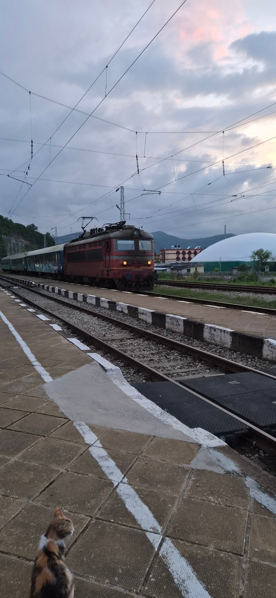 Evening railway scenes documented at Dryanovo station, Bulgaria
