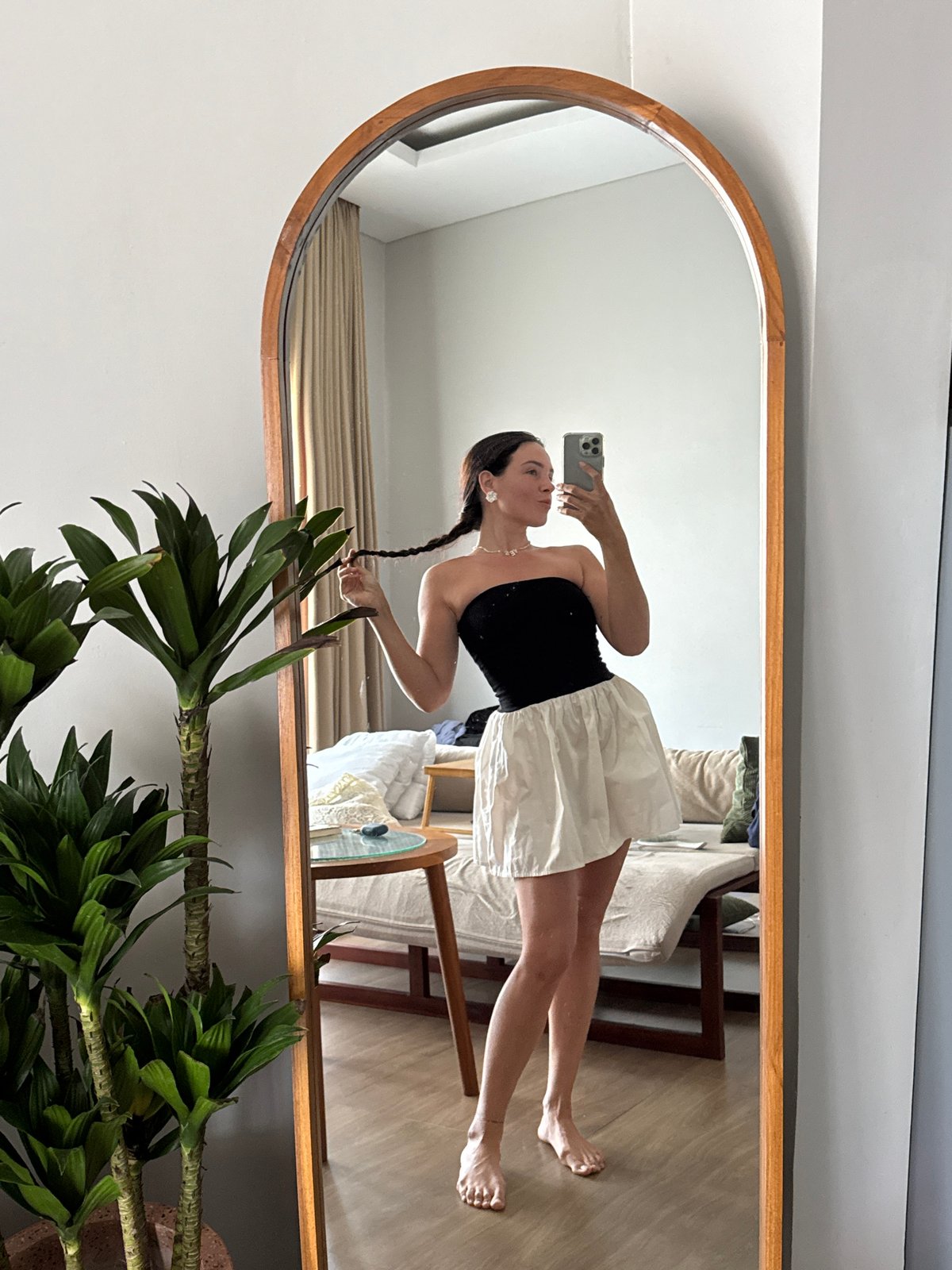 Mirror selfies and a pink bicycle in North Kuta, Bali