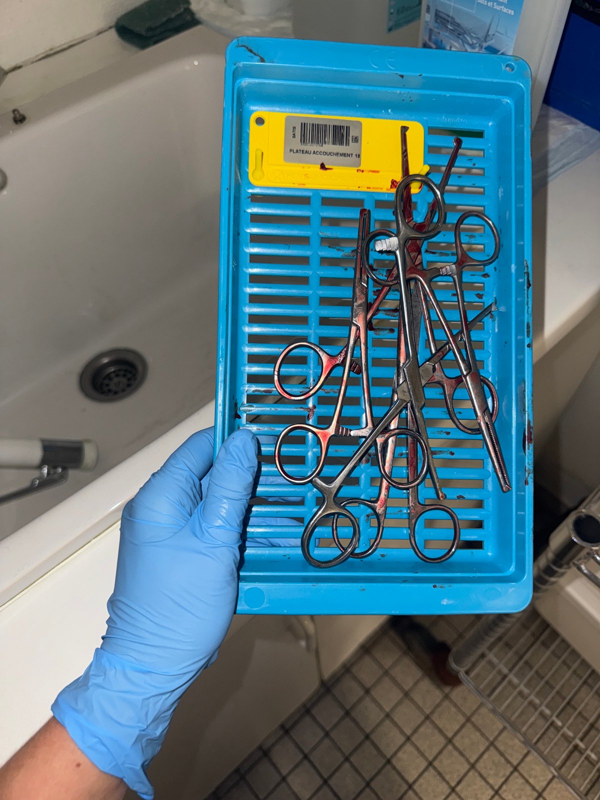 Evening medical procedures documented at Tourcoing healthcare facility