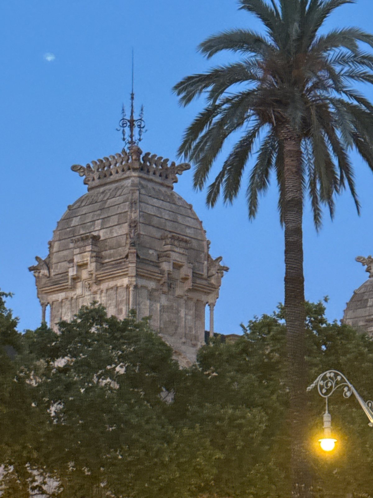 Barcelona's Arc de Triomf at blue hour, June 2026