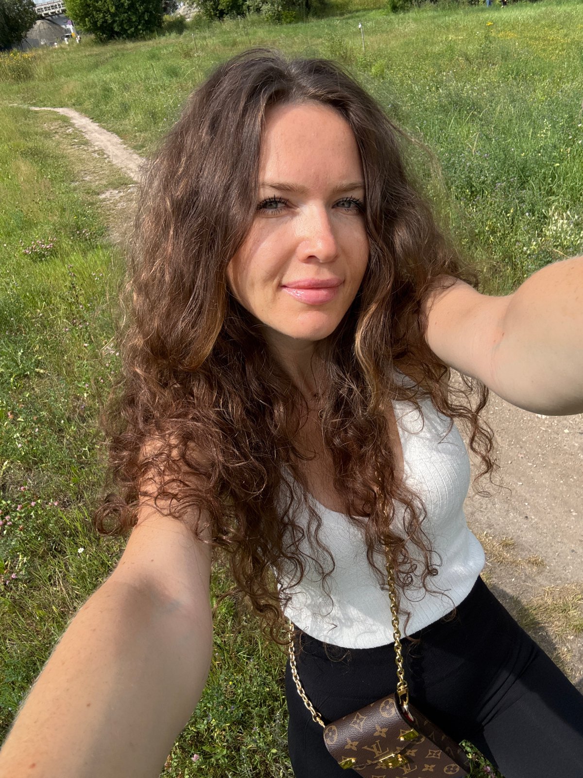 Sunny afternoon bike photos at a Moscow park