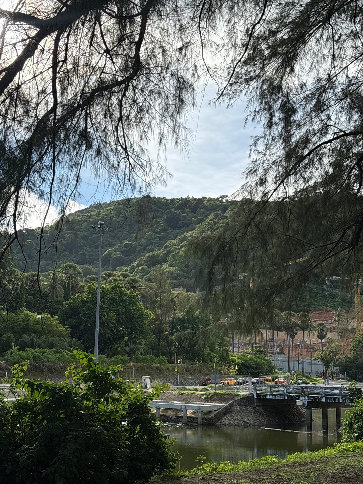 Morning stroll around Nai Harn lake and temple, Rawai