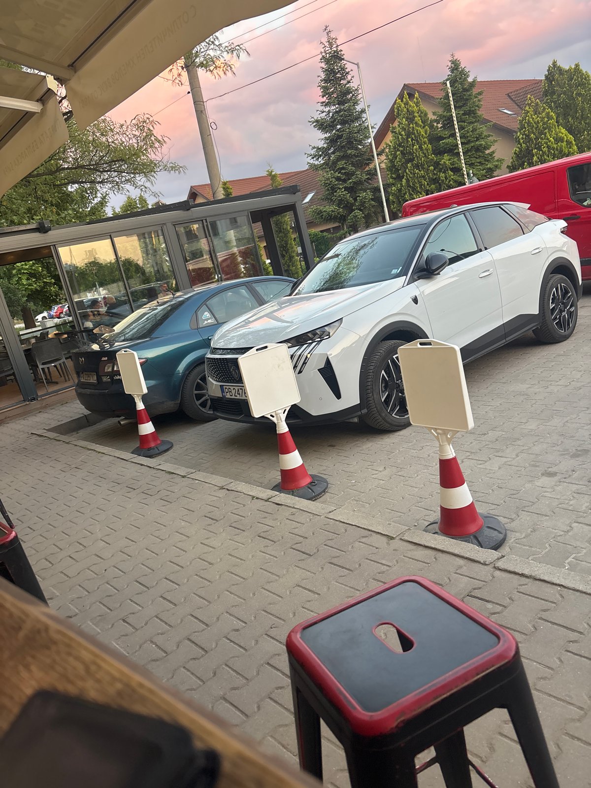 Everyday street life and outdoor dining documented in Plovdiv