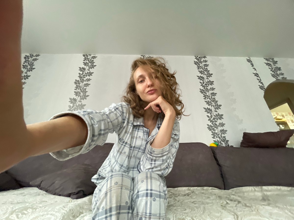 Lazy morning at home in Sharkan, pajamas and strawberries