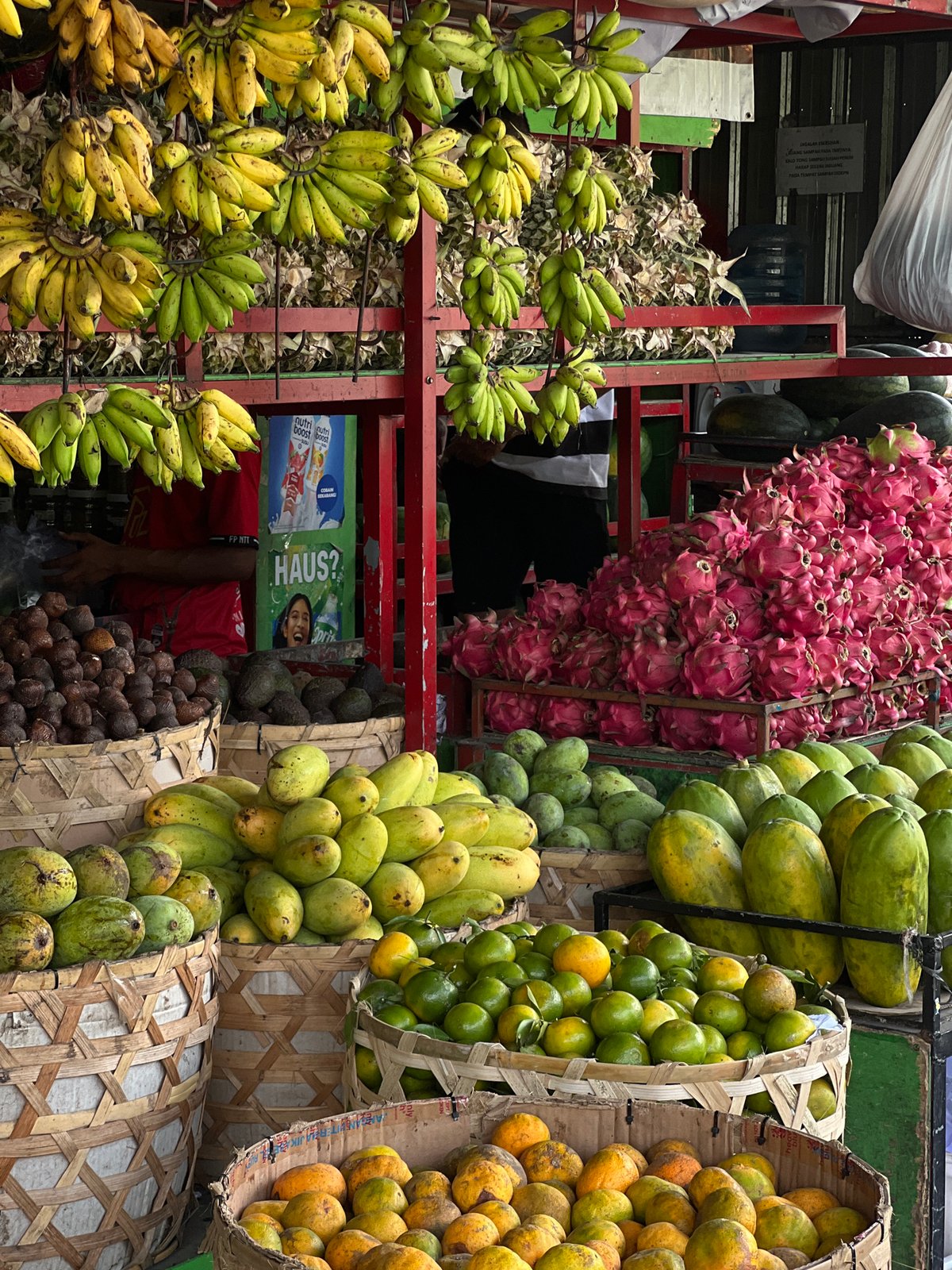 Tropical fruit stand observed in North Kuta, Indonesia