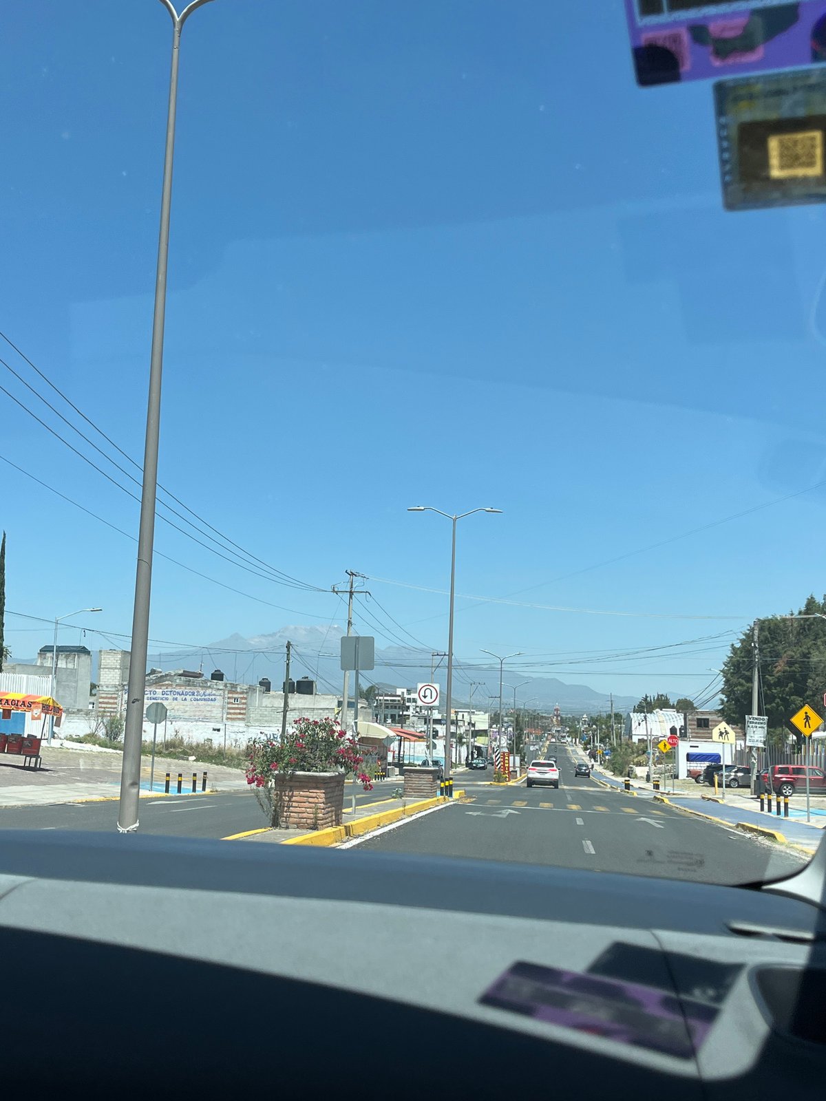 Clear skies observed during vehicle travel in San Andrés Cholula