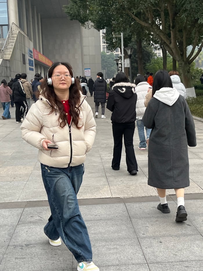 Morning daily life scenes captured across Jiangjin, China