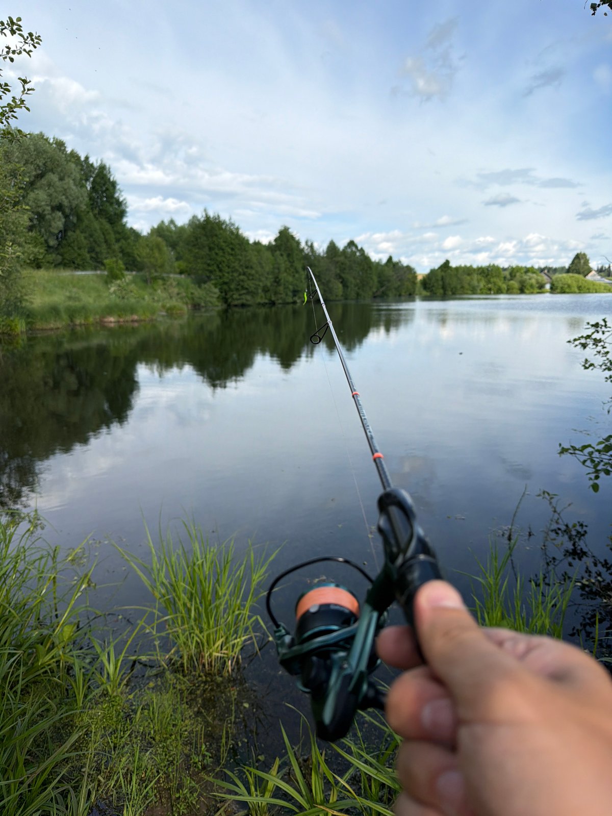 Afternoon fishing session captured in Stolyarovo, Russia