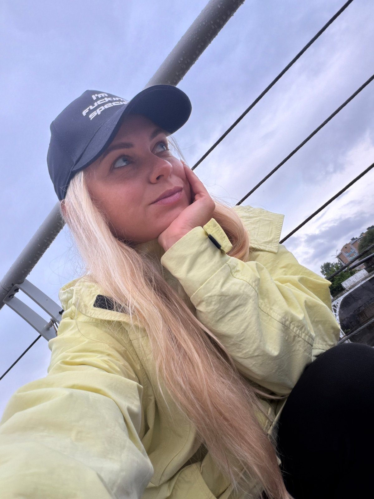Mother and infant spend rainy afternoon in Votkinsk