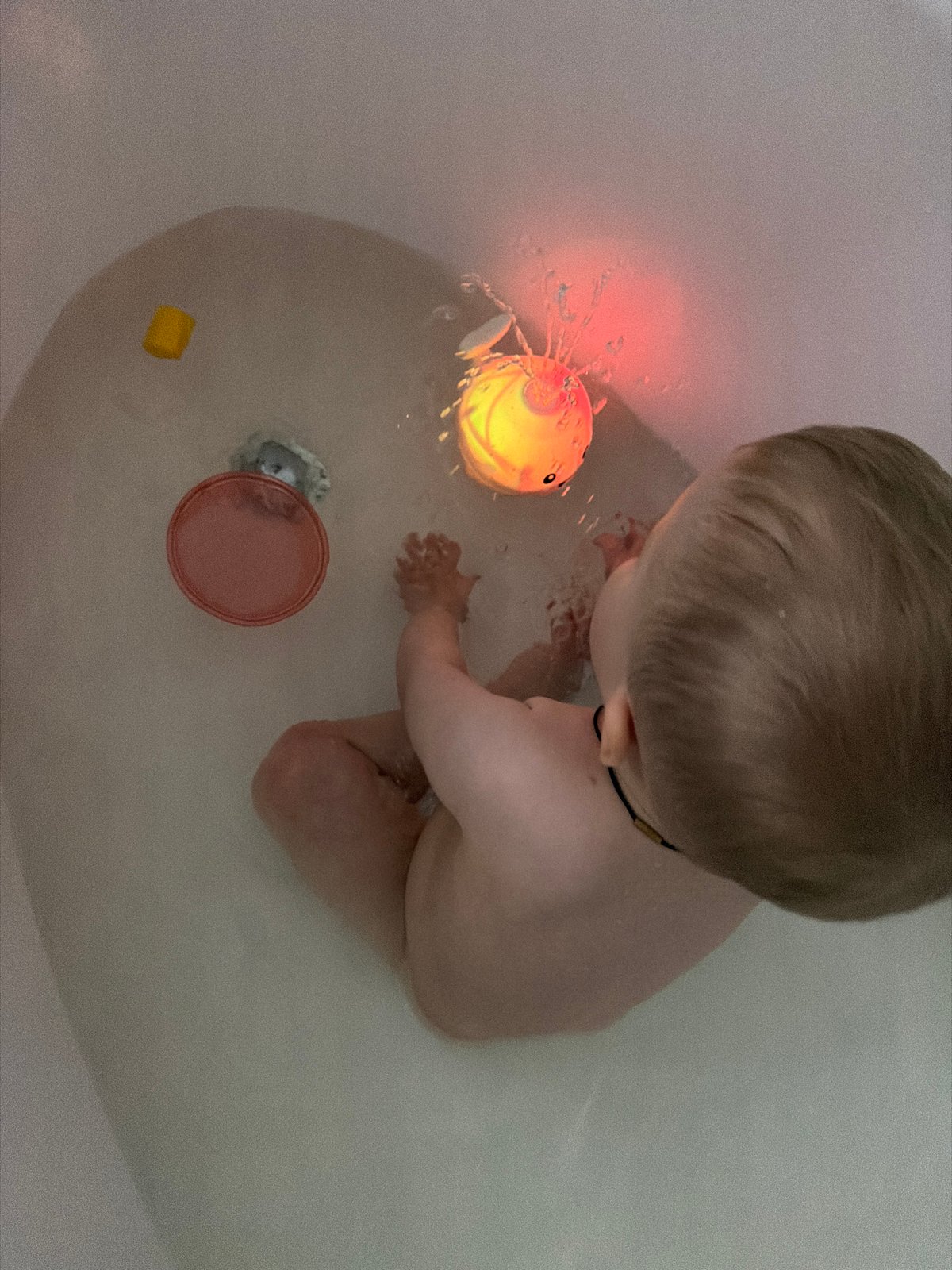Morning family routine captured in Votkinsk home photos