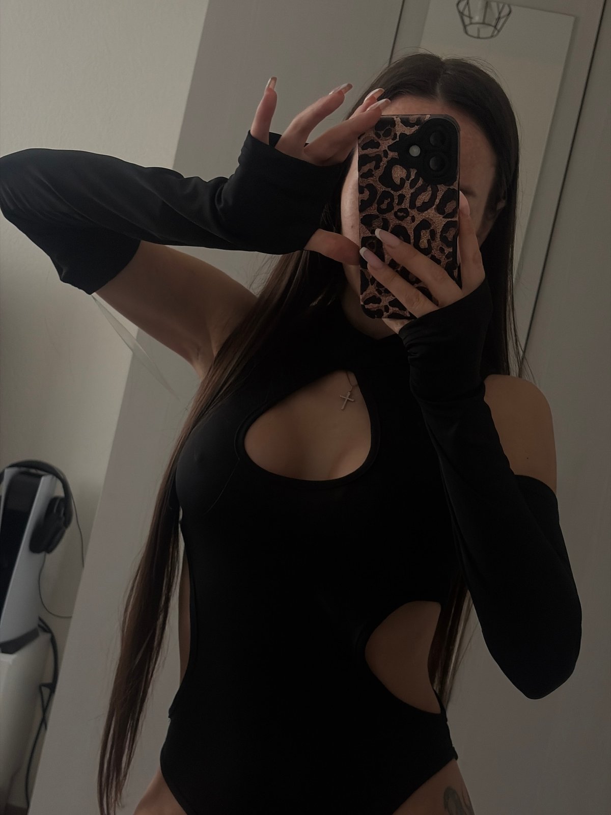 Woman takes mirror selfie in Saint Petersburg